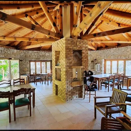 Alp Butik Ve Restoran * 马尔马里斯